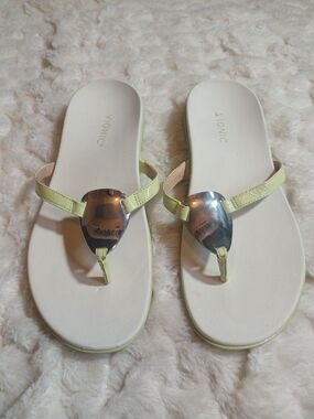 Vionic Raysa Sandals Womens 9 Green Leather Thong Toe Post Supportive Comfort